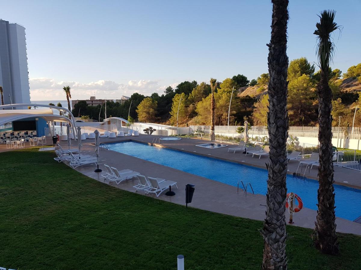 Romero Apartments-Sunset Waves-Benidorm Bagian luar foto