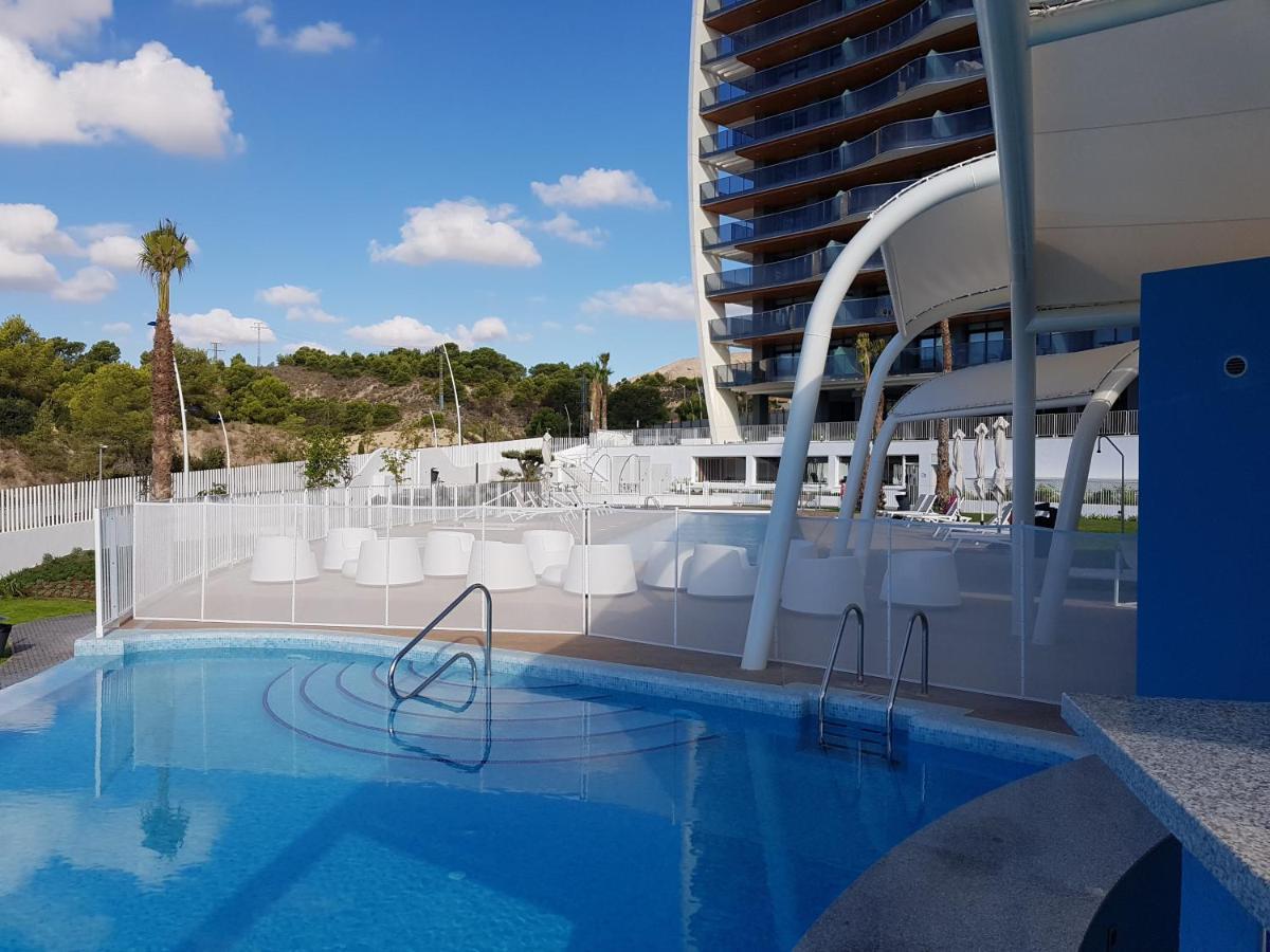 Romero Apartments-Sunset Waves-Benidorm Bagian luar foto