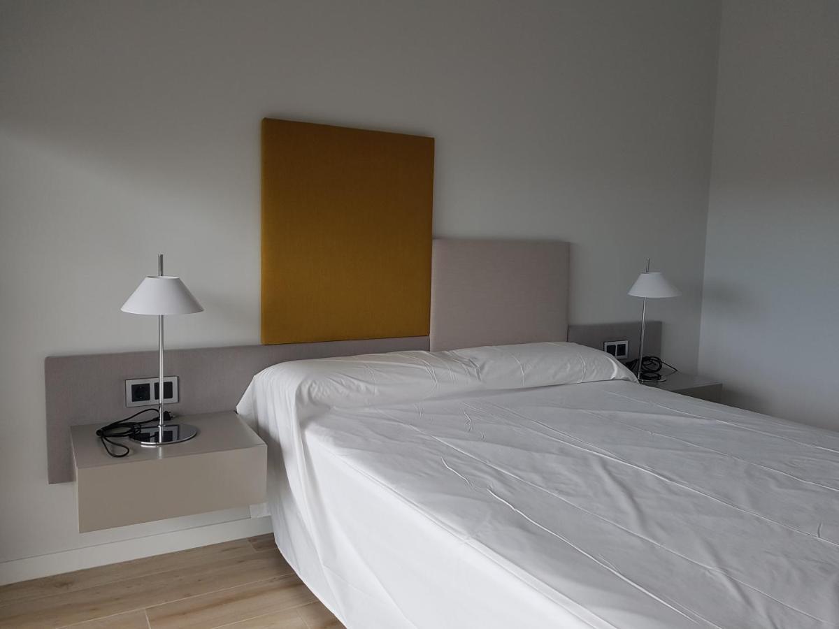 Romero Apartments-Sunset Waves-Benidorm Bagian luar foto