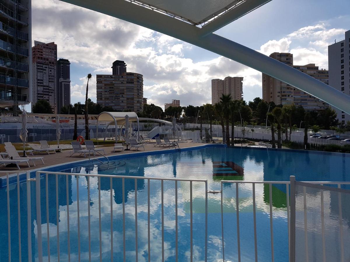 Romero Apartments-Sunset Waves-Benidorm Bagian luar foto