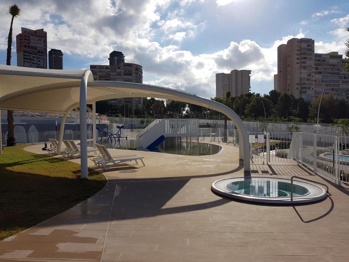 Romero Apartments-Sunset Waves-Benidorm Bagian luar foto